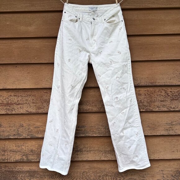 Abercrombie & Fitch Denim - Abercrombie & Fitch Womens 90s High-Rise Relaxed Jeans With Cream Floral Embroid